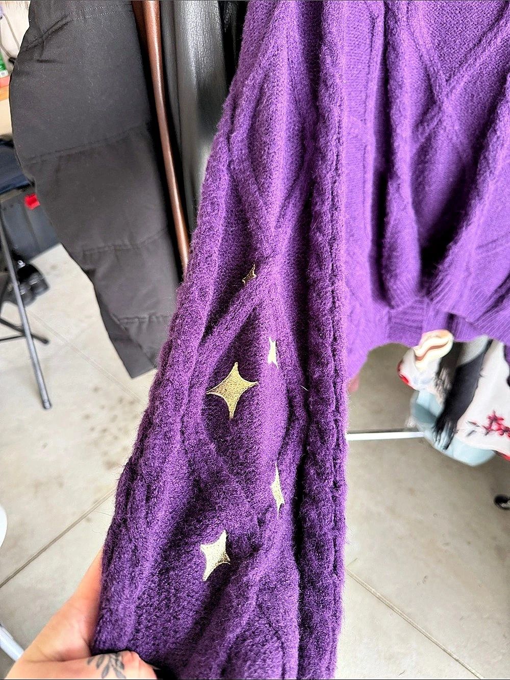 Taylor's Version The Eras Tour Purple Cardigan XL/2XL Like New - Picture 3 of 5